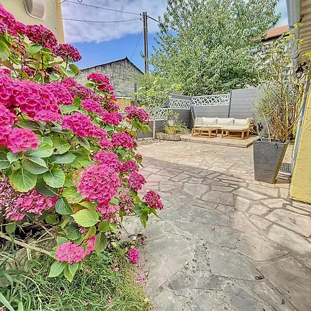 Maison Avec Jacuzzi Et Terrasse Holiday home